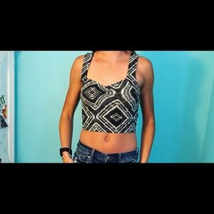 Crop top